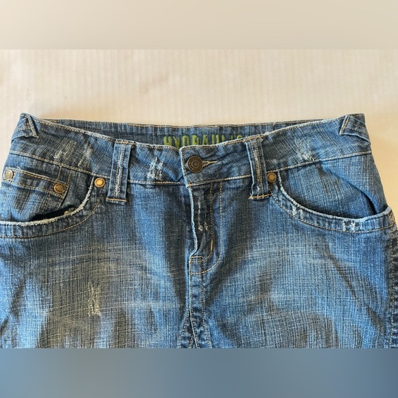 Hydraulic Distressed Raw Hem Denim Skirt Size 9/10 - Picture 2 of 6